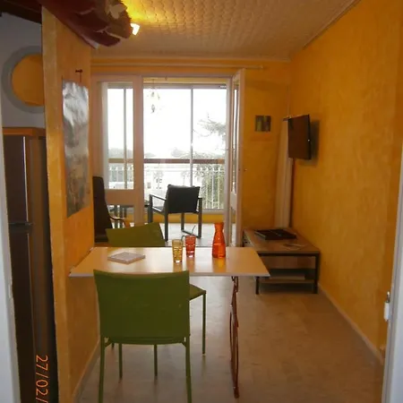 Agreable Avec Cave Et Parking Privatif 公寓 *